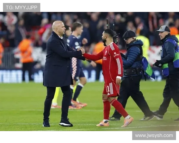 萨拉赫与斯洛特分道扬镳赴沙特 萨拉赫与斯洛特分道扬镳赴沙特