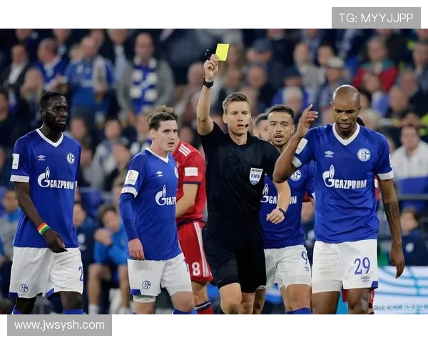 荷媒：护照门冲击荷甲赛季